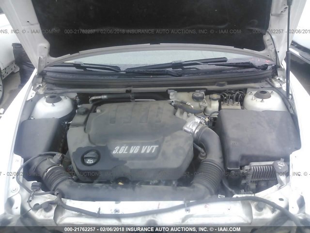 1G1ZE5E7XAF138681 - 2010 CHEVROLET MALIBU LTZ WHITE photo 10