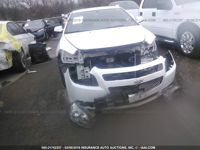 1G1ZE5E7XAF138681 - 2010 CHEVROLET MALIBU LTZ WHITE photo 6