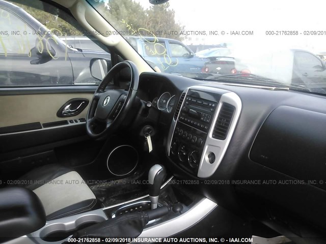 4M2CU57176DJ03294 - 2006 MERCURY MARINER 黑色 照片 5