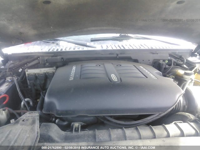 5LMFU28R03LJ29705 - 2003 LINCOLN NAVIGATOR Schwarz Foto 10