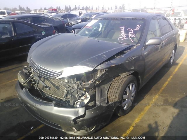 4T1BE32K46U708100 - 2006 TOYOTA CAMRY LE/XLE/SE GRAY photo 2