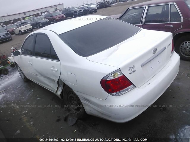 4T1BE30K85U536283 - 2005 TOYOTA CAMRY LE/XLE/SE თეთრი ფოტო 3