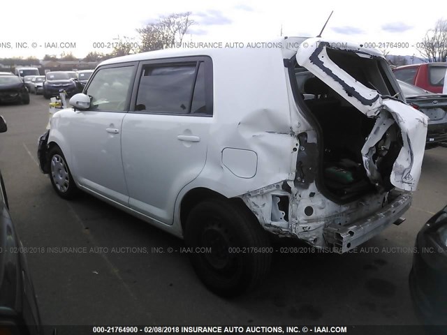 JTLZE4FE9CJ013349 - 2012 TOYOTA SCION XB WHITE photo 3