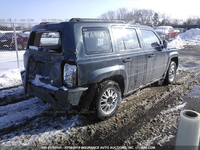 1J8FF28W18D500484 - 2008 JEEP PATRIOT SPORT BLUE photo 4