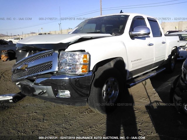 3GCPKSE78DG379079 - 2013 CHEVROLET SILVERADO K1500 LT WHITE photo 2