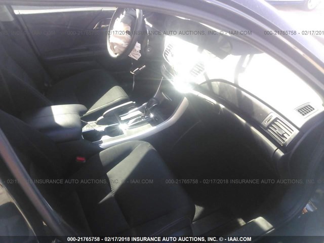 1HGCR2F58FA146927 - 2015 HONDA ACCORD SPORT 黑色 照片 5