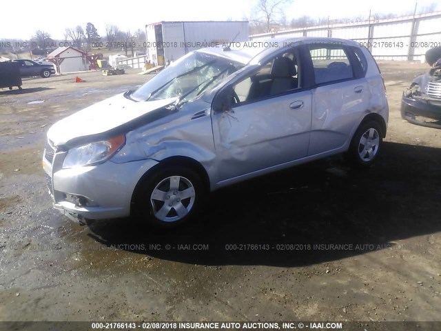 KL1TD6DEXAB099319 - 2010 CHEVROLET AVEO LS/LT 银色 照片 2