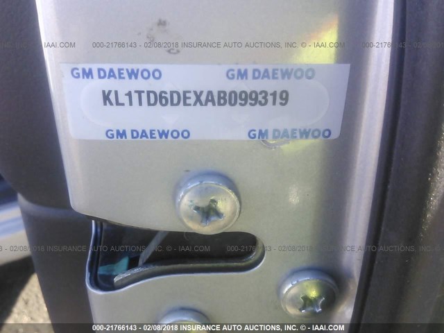 KL1TD6DEXAB099319 - 2010 CHEVROLET AVEO LS/LT 银色 照片 9