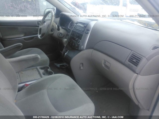 5TDZA23CX6S427598 - 2006 TOYOTA SIENNA CE/LE GOLD photo 5