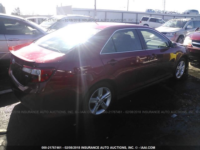 4T1BF1FK4CU627931 - 2012 TOYOTA CAMRY SE/LE/XLE RED photo 4