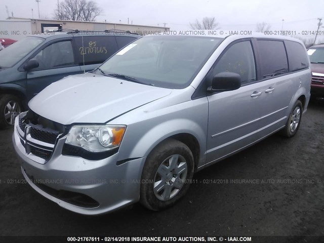 2C4RDGBG8CR351635 - 2012 DODGE GRAND CARAVAN SE SILVER photo 2