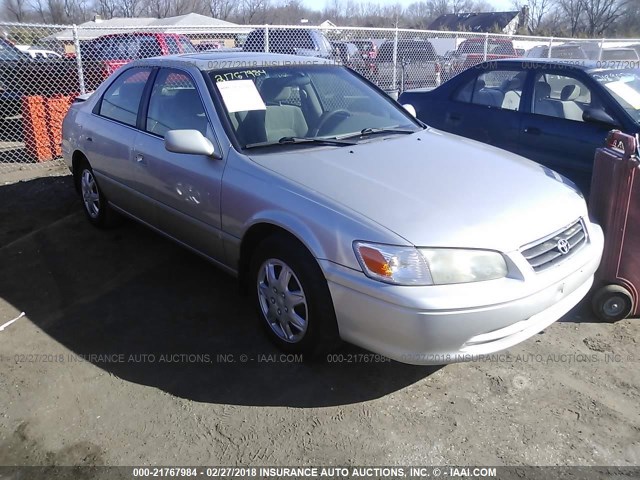 4T1BG22K71U839552 - 2001 TOYOTA CAMRY CE/LE/XLE SILVER photo 1