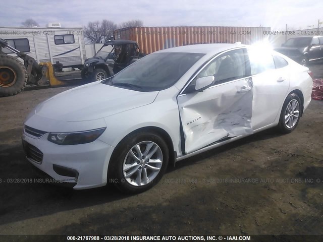 1G1ZE5ST0HF140922 - 2017 CHEVROLET MALIBU LT WHITE photo 2