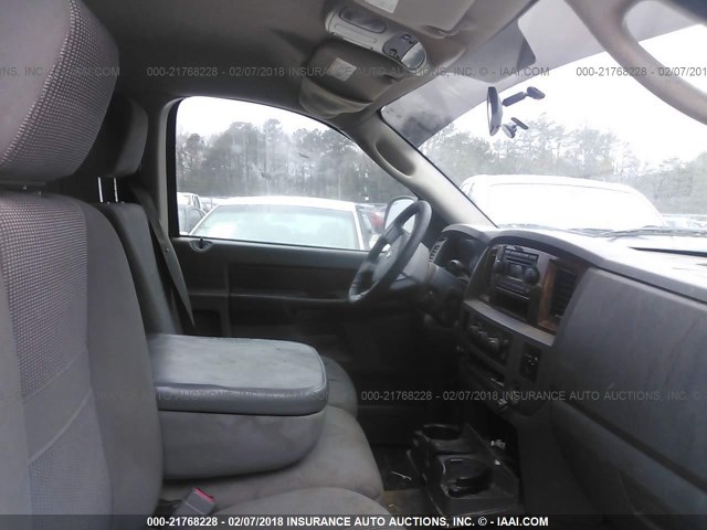 1D7HA16NX6J239203 - 2006 DODGE RAM 1500 ST/SLT წითელი ფოტო 5