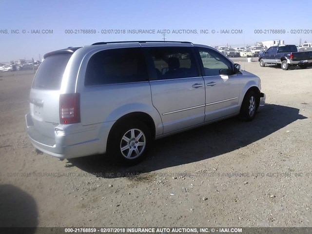 2A4RR5D16AR373607 - 2010 CHRYSLER TOWN & COUNTRY TOURING SILVER photo 4