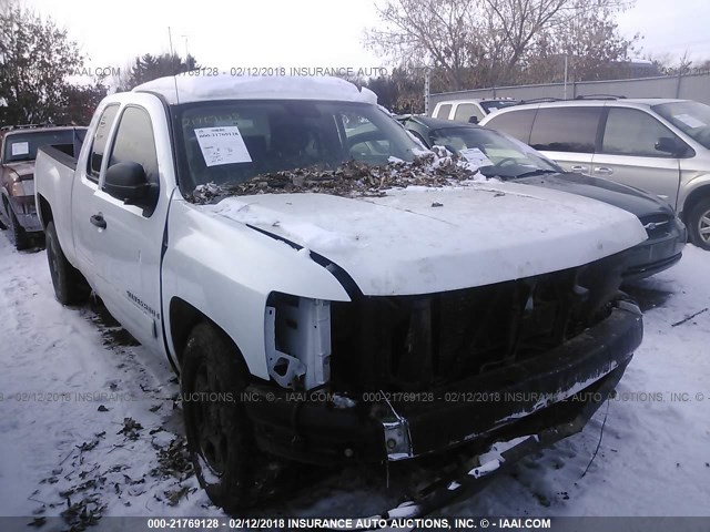1GCEK19007Z585502 - 2007 CHEVROLET SILVERADO K1500 WHITE photo 1