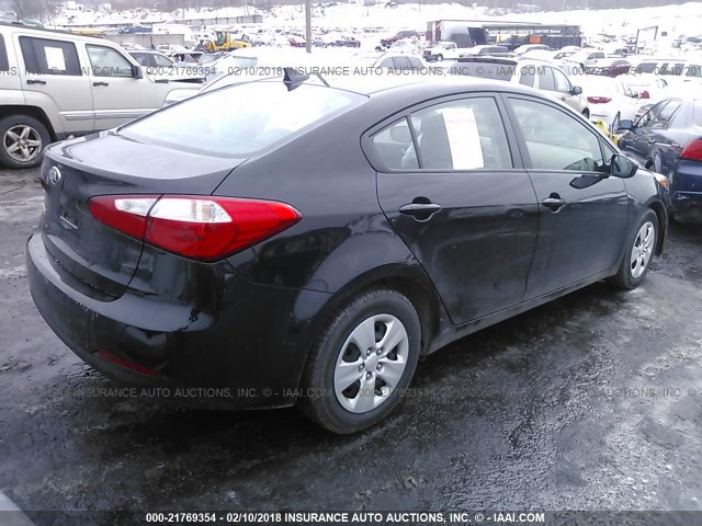 KNAFK4A68G5540849 - 2016 KIA FORTE LX BLACK photo 4