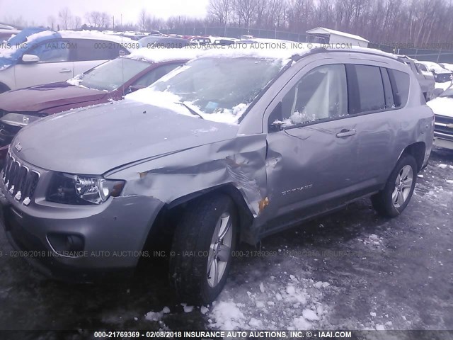 1C4NJDBB8GD556861 - 2016 JEEP COMPASS SPORT SILVER photo 2