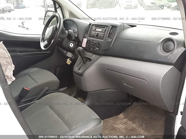 3N63M0YN3FK693419 - 2015 CHEVROLET CITY EXPRESS LS WHITE photo 5