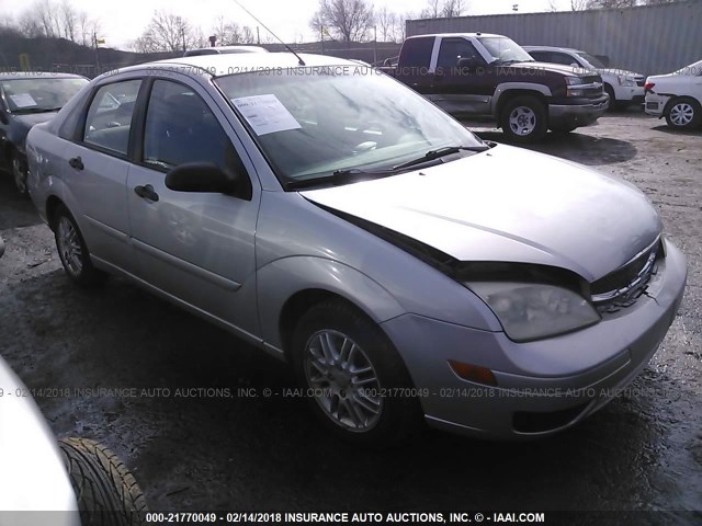 1FAFP34N87W112006 - 2007 FORD FOCUS ZX4/S/SE/SES 银色 照片 1