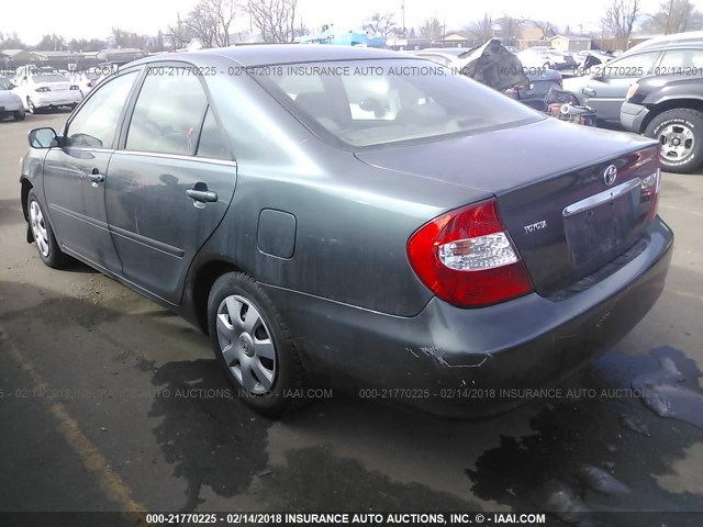 4T1BE32K63U689366 - 2003 TOYOTA CAMRY LE/XLE/SE მწვანე ფოტო 3