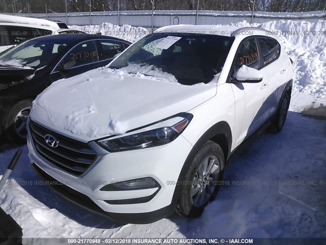 KM8J3CA45HU407424 - 2017 HYUNDAI TUCSON LIMITED/SPORT AND ECO/SE WHITE photo 2
