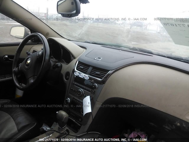 1G1ZK57798F162762 - 2008 CHEVROLET MALIBU LTZ 金色 照片 5