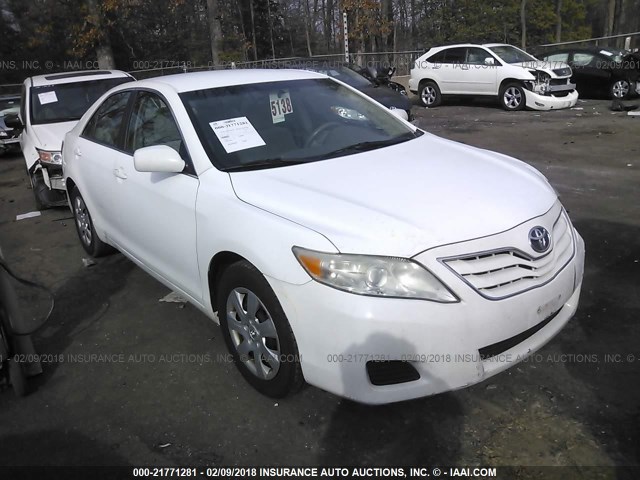 4T1BF3EK6BU587234 - 2011 TOYOTA CAMRY SE/LE/XLE WHITE photo 1