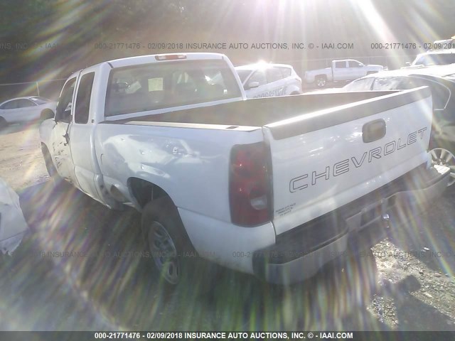 1GCEC19X25Z261359 - 2005 CHEVROLET SILVERADO C1500 WHITE photo 3