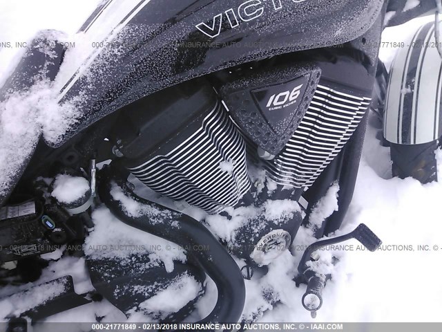 5VPCHRAB5H3056568 - 2017 VICTORY MOTORCYCLES HAMMER S 黑色 照片 8