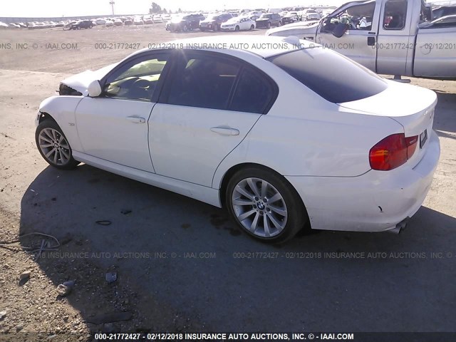 WBAPH5C55BA448479 - 2011 BMW 328 I SULEV WHITE photo 3