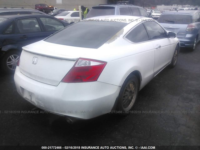 1HGCS22808A017622 - 2008 HONDA ACCORD EXL WHITE photo 4