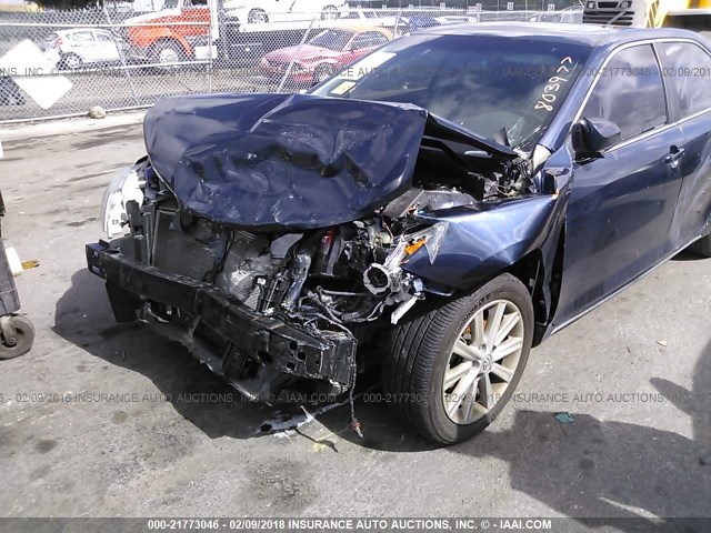4T1BF1FK6EU803977 - 2014 TOYOTA CAMRY L/SE/LE/XLE 蓝色 照片 6