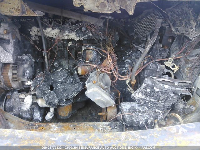 1C4NJCEA5GD666442 - 2016 JEEP COMPASS LATITUDE 银色 照片 10