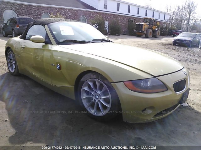 4USBT33554LS49515 - 2004 BMW Z4 2.5 GREEN photo 1