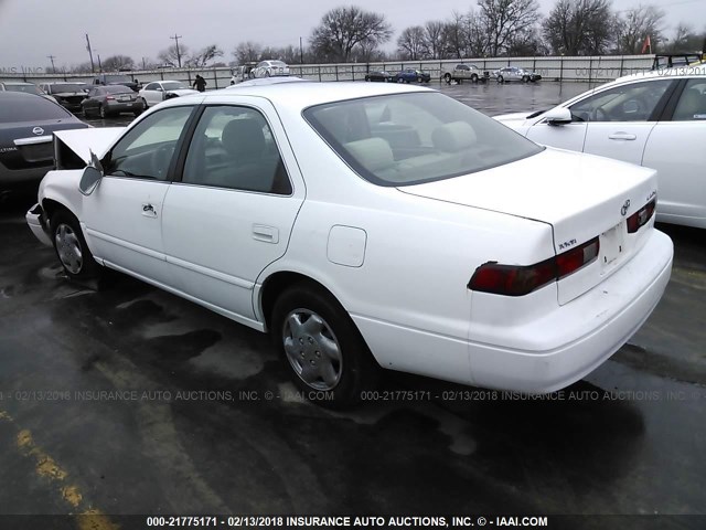 4T1BG22K9VU037056 - 1997 TOYOTA CAMRY CE/LE/XLE 白色 照片 3