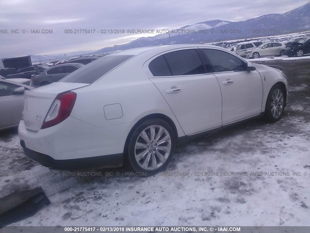 1LNHL9FT2DG601371 - 2013 LINCOLN MKS WHITE photo 4