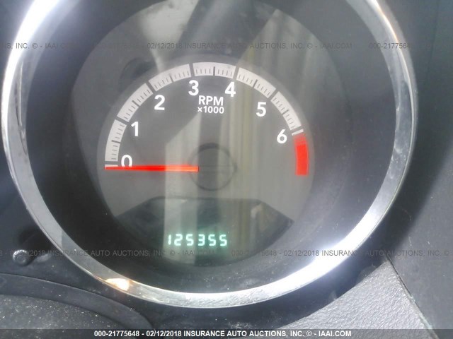 1B3CB5HA1BD153212 - 2011 DODGE CALIBER HEAT SILVER photo 7