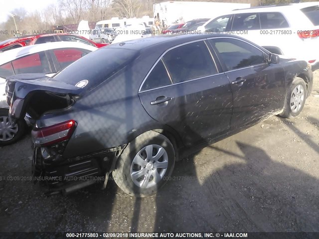 4T1BF3EK7AU047177 - 2010 TOYOTA CAMRY SE/LE/XLE GRAY photo 4