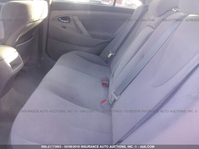 4T1BF3EK7AU047177 - 2010 TOYOTA CAMRY SE/LE/XLE GRAY photo 8