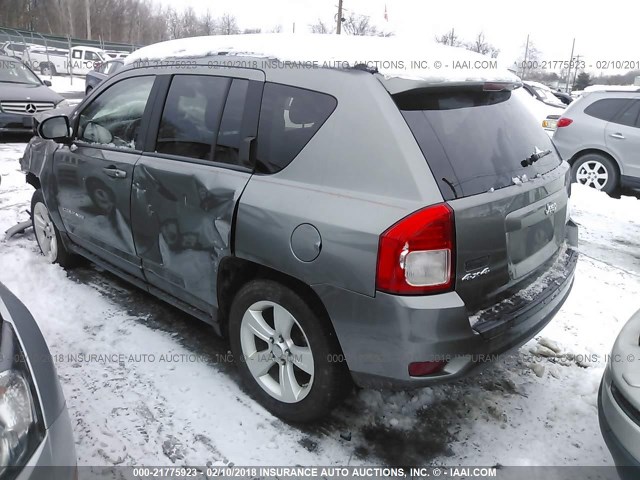 1C4NJDEB6CD588679 - 2012 JEEP COMPASS LATITUDE Boz foto 3
