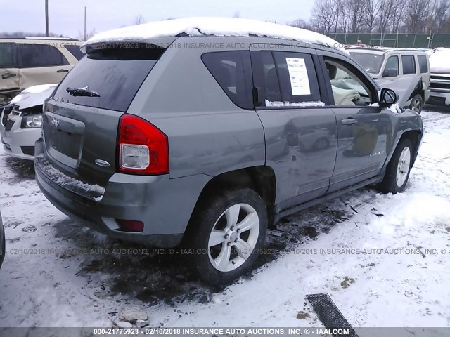 1C4NJDEB6CD588679 - 2012 JEEP COMPASS LATITUDE Boz foto 4
