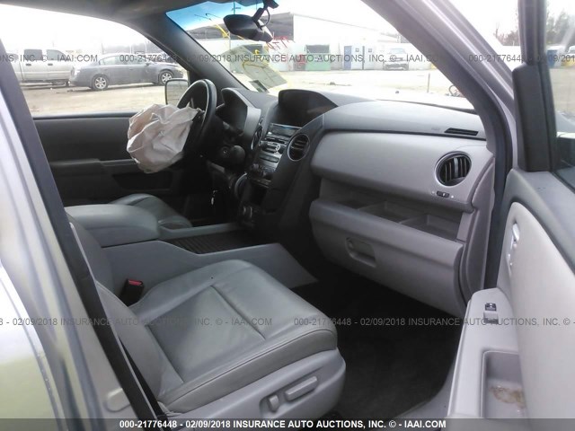 5FNYF3H77CB044281 - 2012 HONDA PILOT EXLN SILVER photo 5