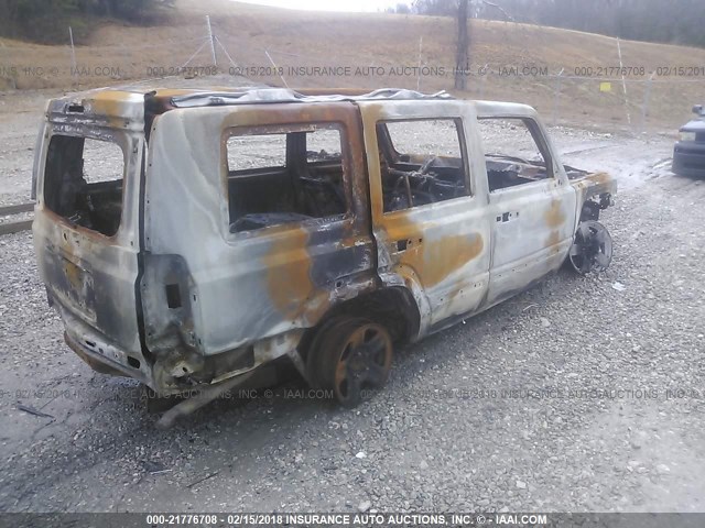 1J8HG48K47C611890 - 2007 JEEP COMMANDER BLACK photo 4