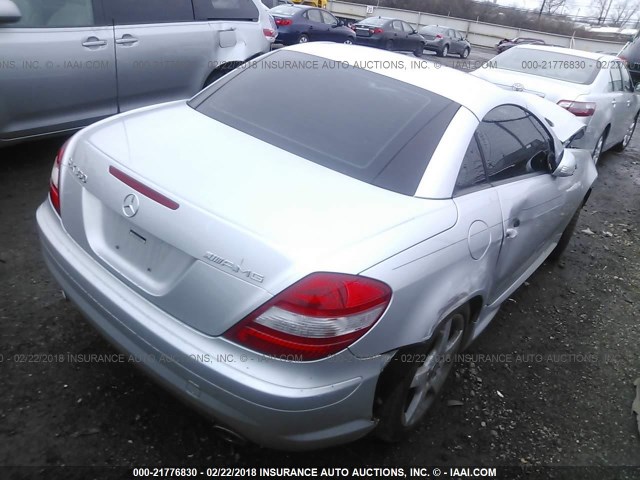 WDBWK56F75F053438 - 2005 MERCEDES-BENZ SLK 350 SILVER photo 4