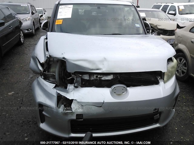 JTLZE4FE2C1141917 - 2012 TOYOTA SCION XB SILVER photo 6