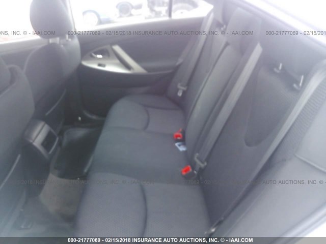 4T1BF3EK9BU200806 - 2011 TOYOTA CAMRY SE/LE/XLE ვერცხლისფერი ფოტო 8