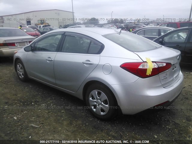 KNAFK4A60F5298816 - 2015 KIA FORTE LX SILVER photo 3