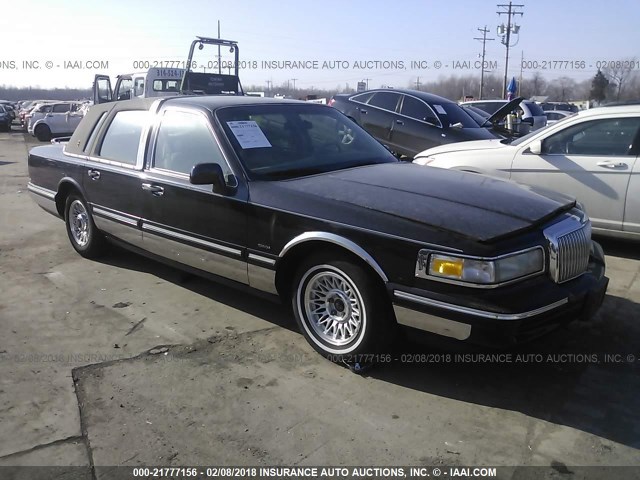 1LNLM81W1TY618013 - 1996 LINCOLN TOWN CAR EXECUTIVE PURPLE photo 1