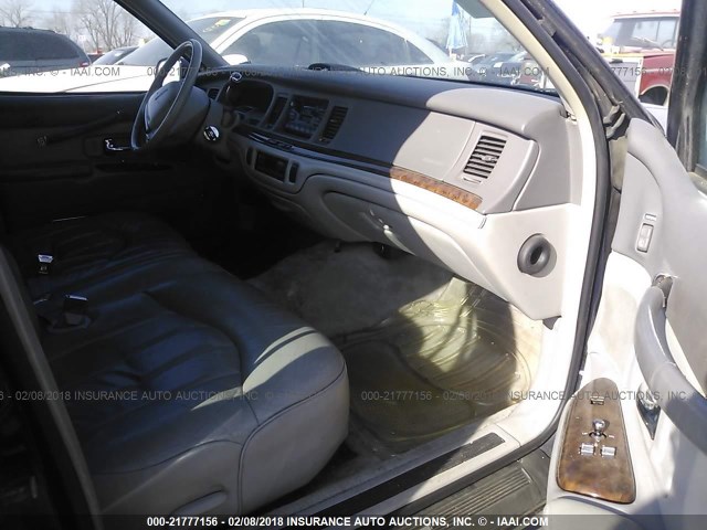 1LNLM81W1TY618013 - 1996 LINCOLN TOWN CAR EXECUTIVE PURPLE photo 5